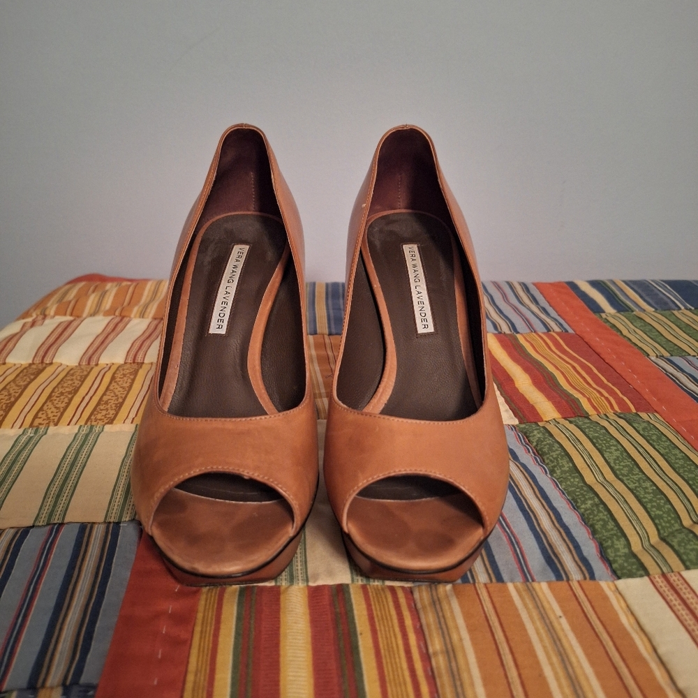 Vera Bradley Lavendar Tan Peep-Toe Heels Women's Size 8M